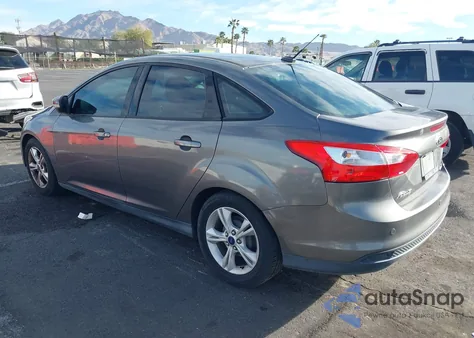 2014 Ford Focus Se z USA, uszkodzony, nr VIN 1FADP3F29EL254857